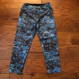 Beyond Yoga printed capri